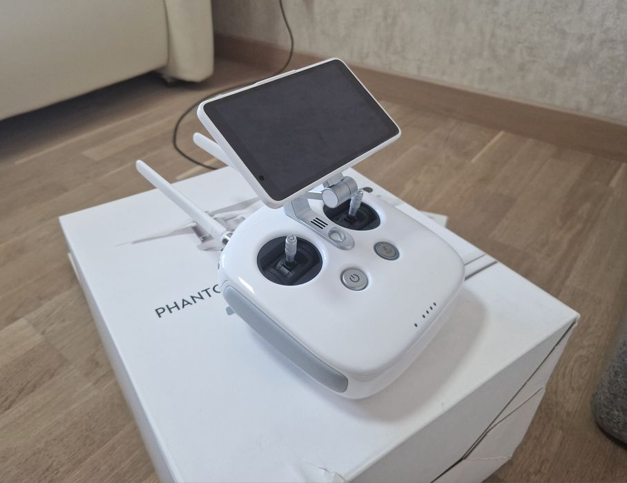 dji phantom 4 pro - Купити квадрокоптери (дрони) - Ціна на OLX.ua