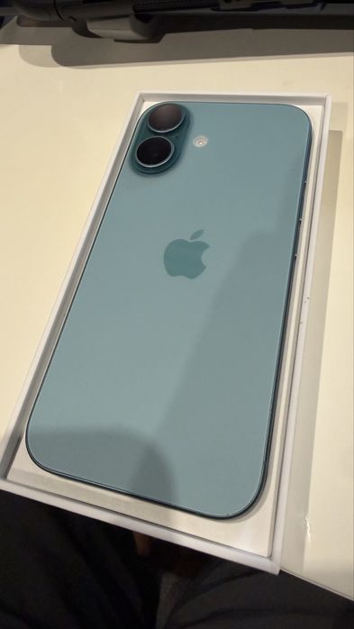 iPhone 16 512gb Azul