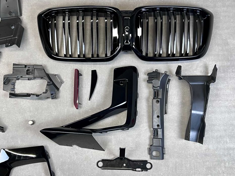 Обвіс рестайлінг в нову модель - X4M з оптикою - BMW X4 G02