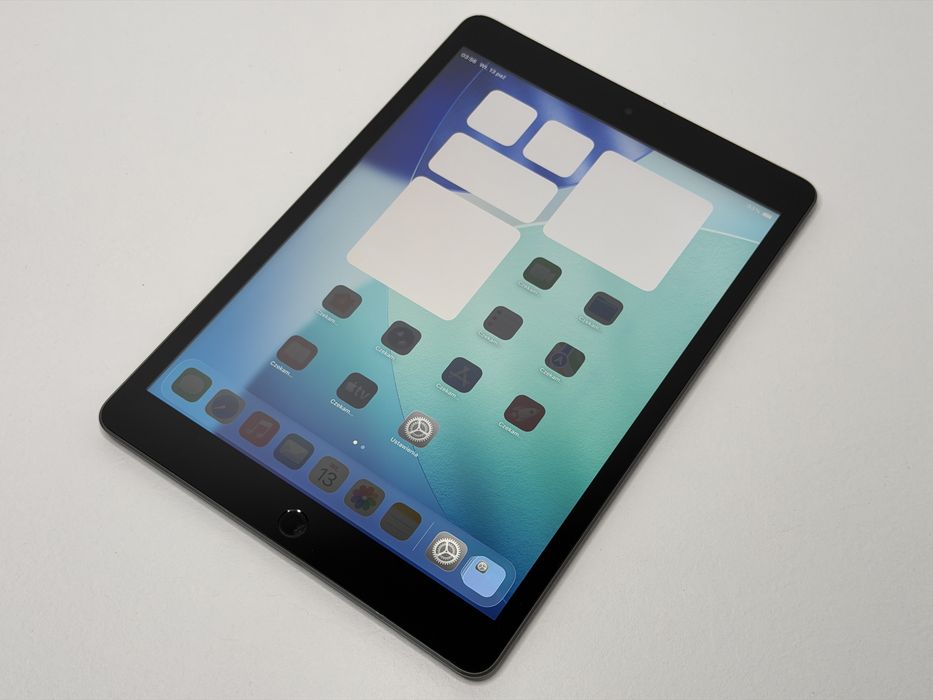 iPad 9. gen. (A2604) - 64GB - Cellular (LTE) - Space Gray - faktura VAT 23%