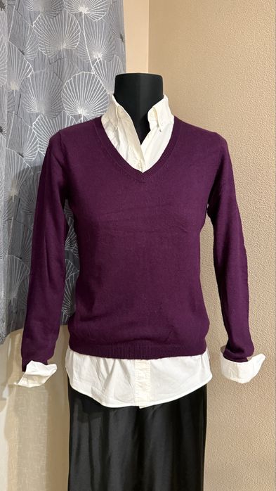 Джемпер, трикотаж з v-подібним вирізом last woman s