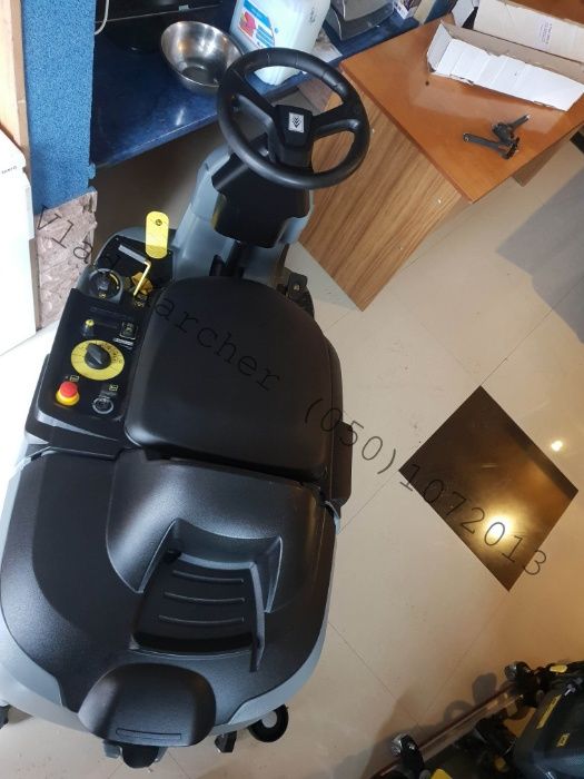 Karcher b90 bd br поломойка поломойная підлогомийна