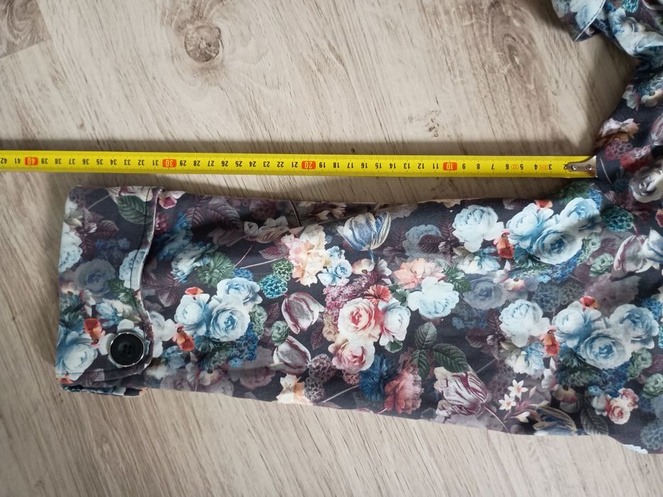 Wiosenny płaszcz Monnari r. 36