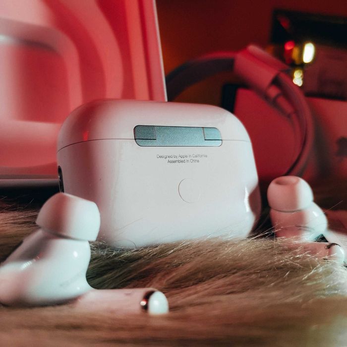 Nowe! AirPods Pro 2 Gen z Darmowym etui Zapakowane