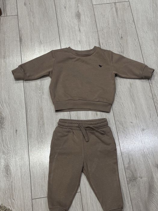Костюм next 9-12 місяців