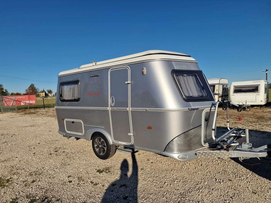 Hymer-Eriba Touring 418  Hymer Eriba Touring 418