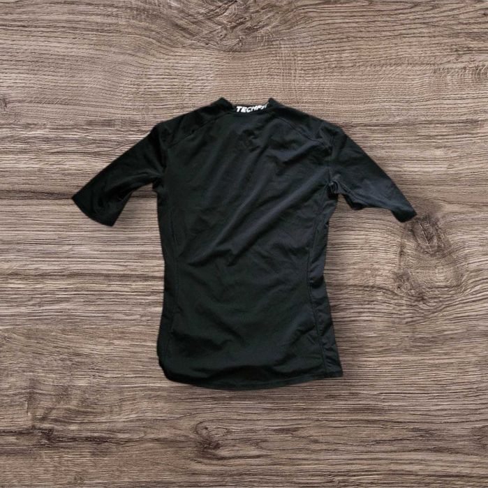 Koszulka termo Adidas Techfit M czarna