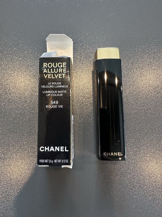 Chanel limitowana, ekskluzywna,  matowa pomadka do ust.