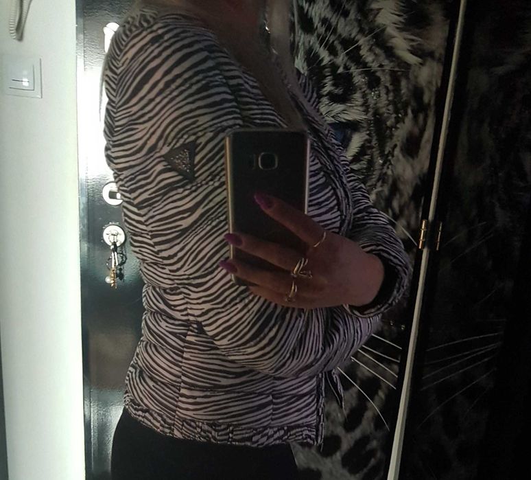 Puchowa Śliczna j. nowa guess kurtka s