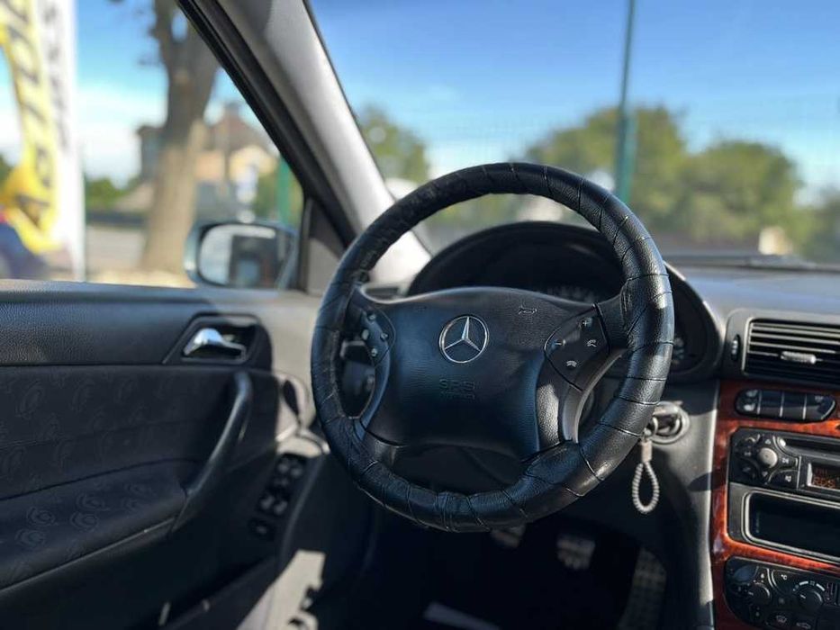 Mercedes-Benz C 180 2003