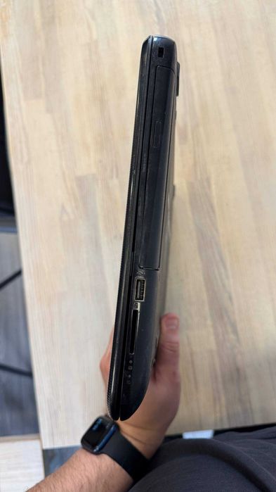 Ноутбук HP 15-ay009dx Intel Core i3-6100U 8/120Gb