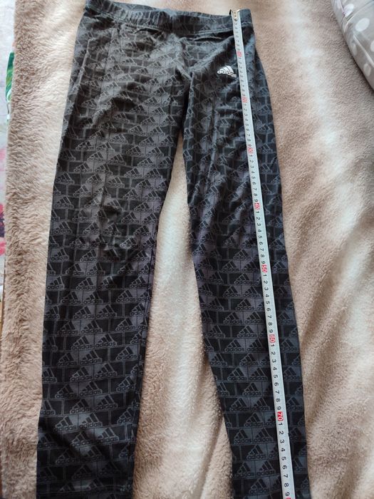 Legginsy Adidas
Rozmiar S/XS