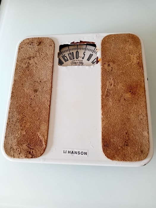 Vendo balança artesanal