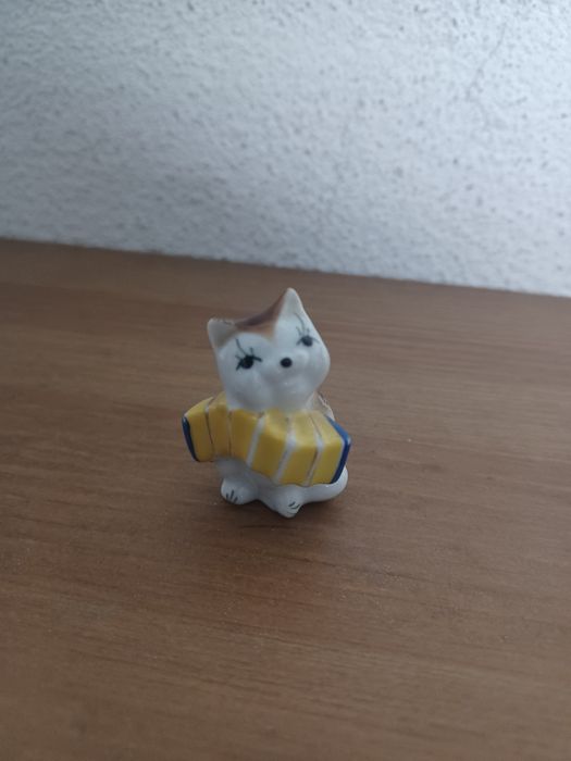 Trio de Gatinhos Músicos em porcelana