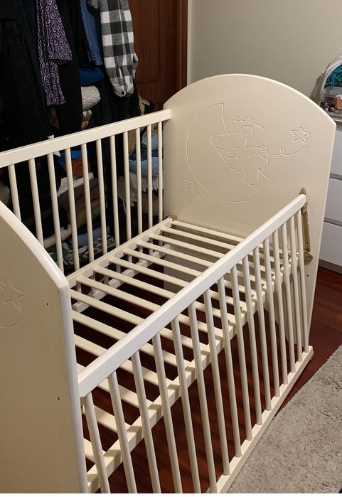 Cama de grades / berço