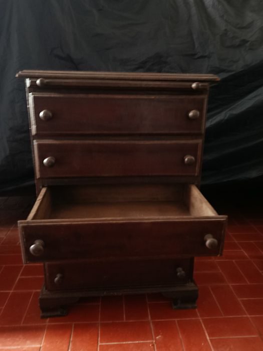 Mesa de cabeceira