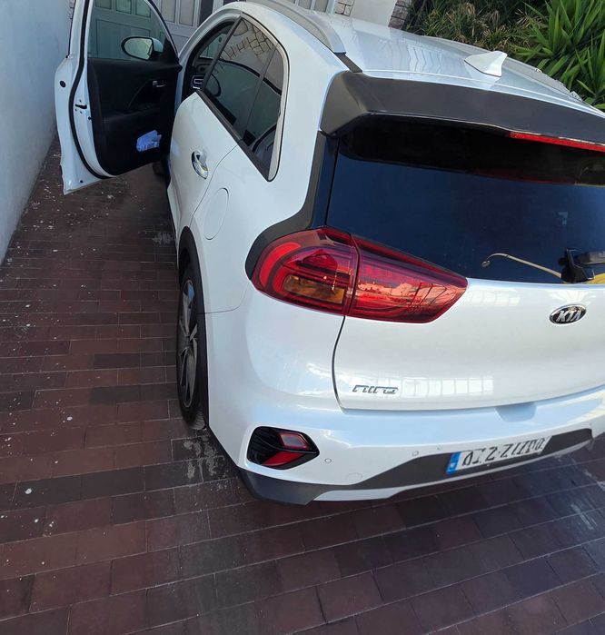 Kia niro tech hybrid