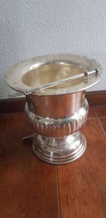 Balde de gelo em casquinha