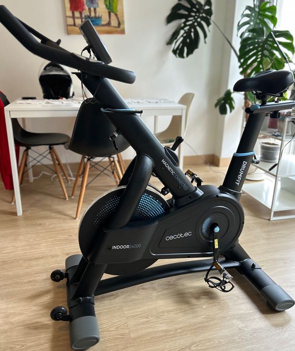 Bicicleta estática Cecotec - DrumFit Indoor 24000 Magnetic