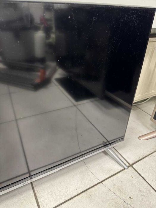 JVC Lt-32VAF5300 Smart Tv + Pilot