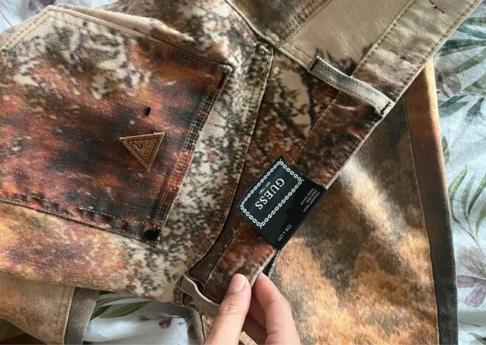 Guess spodnie unique dye
