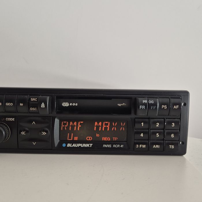 Radio Blaupunkt Paris rcr 41 z roku 1991  z Bluetooth mp3