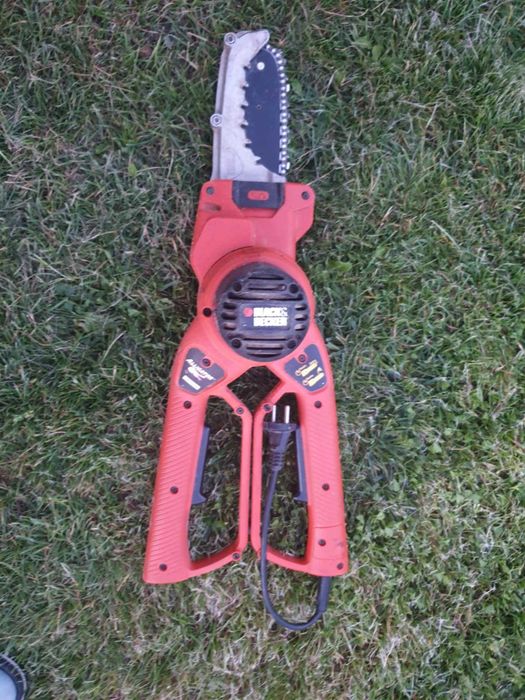 Piła do ogrodu gałęzi