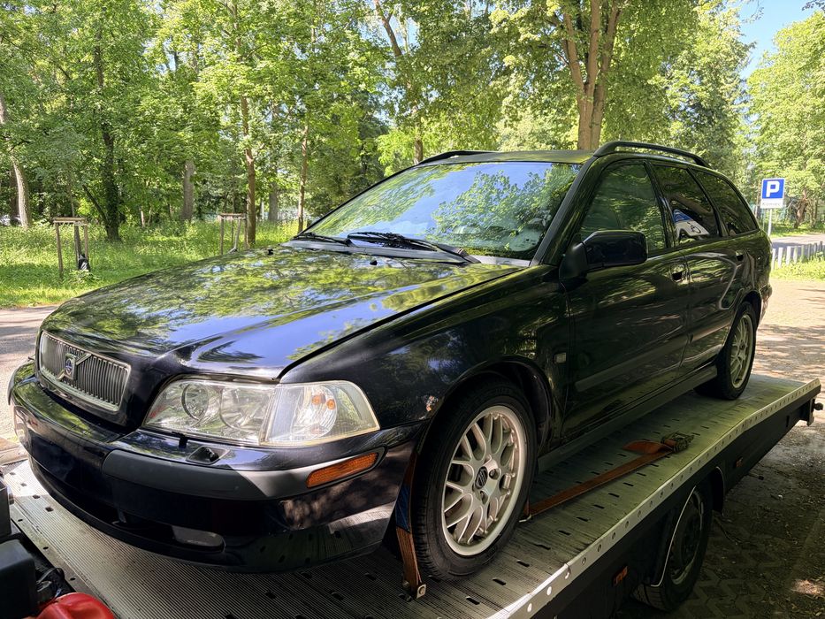 Volvo V40 2001r, 2.0 turbo wszystkie części