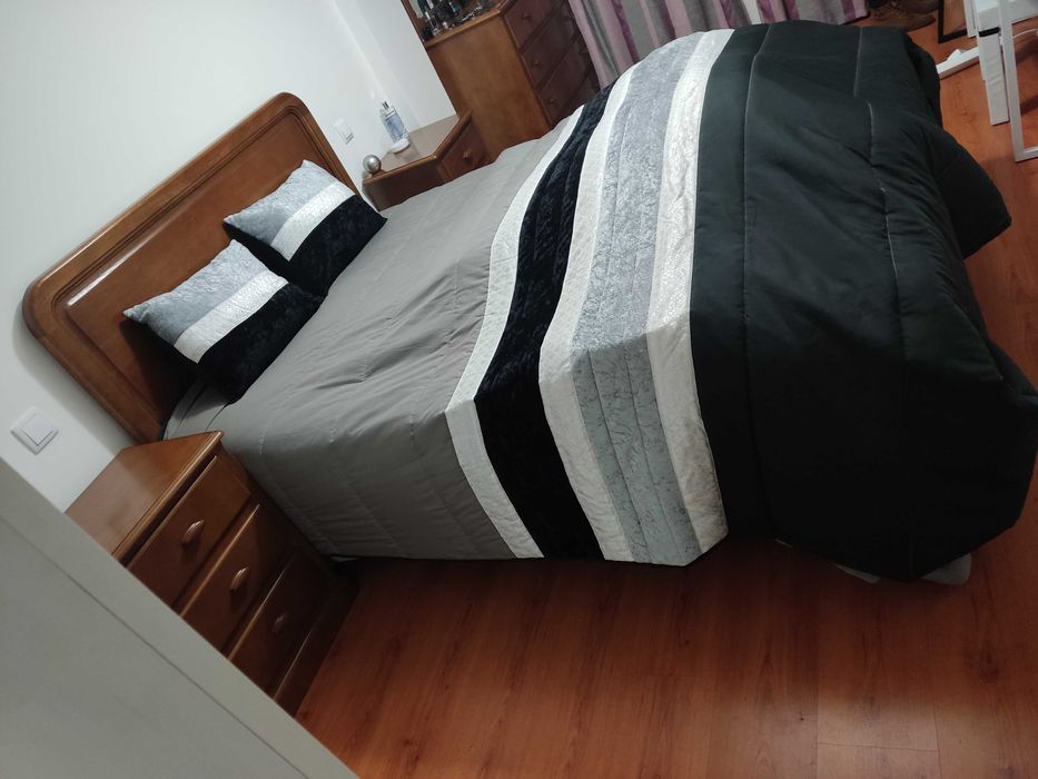 Colcha de cama de casal nova