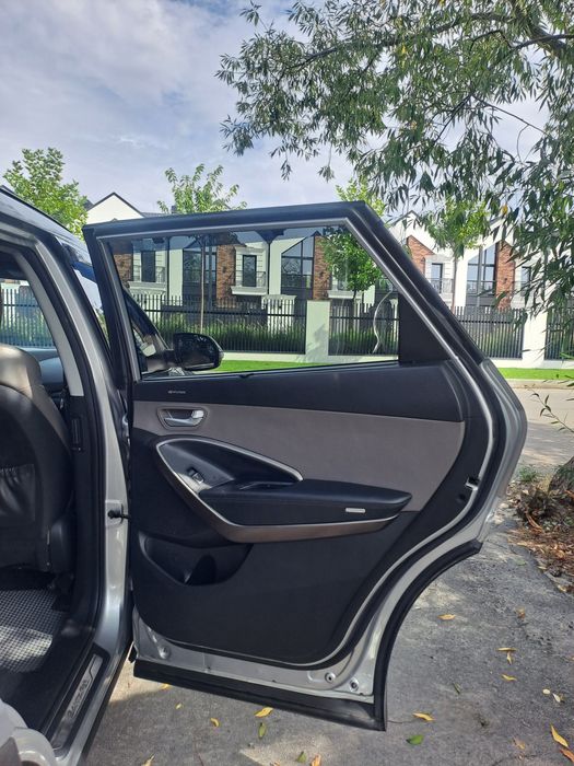 Продам гарне авто Hyundai Santa FE
