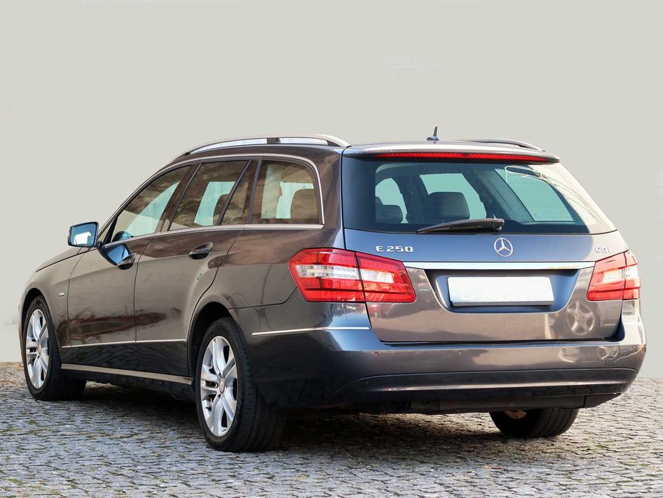 Mercedes Benz E SW 250 CDI Avantgarde, nacional, histórico completo, 2010