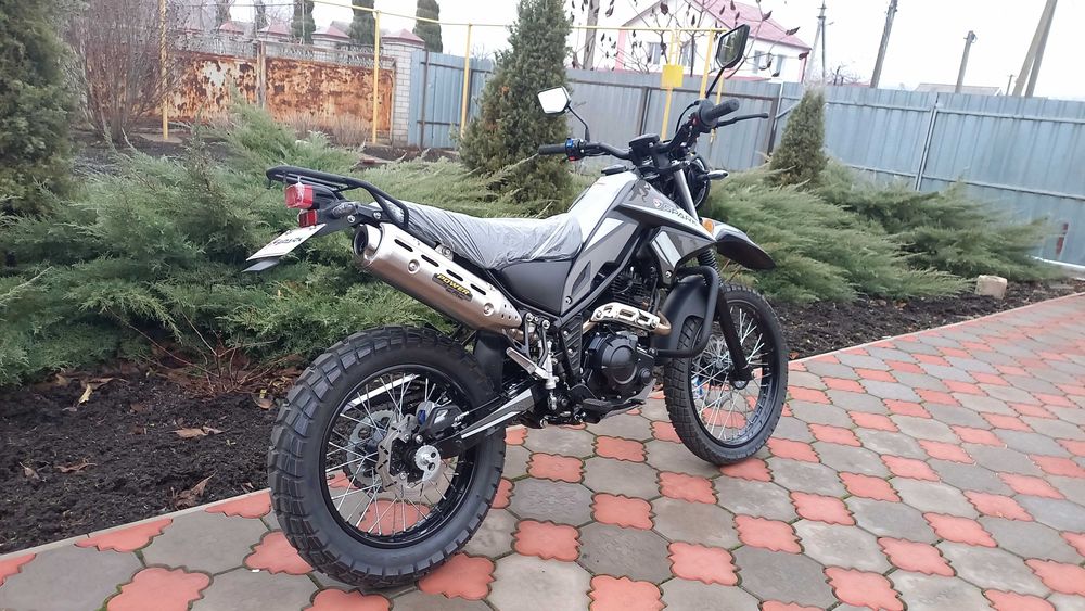 Продам новий мотоцикл SPARK SP250D-3 м-н" Мото-Рай", м.Синельникове.