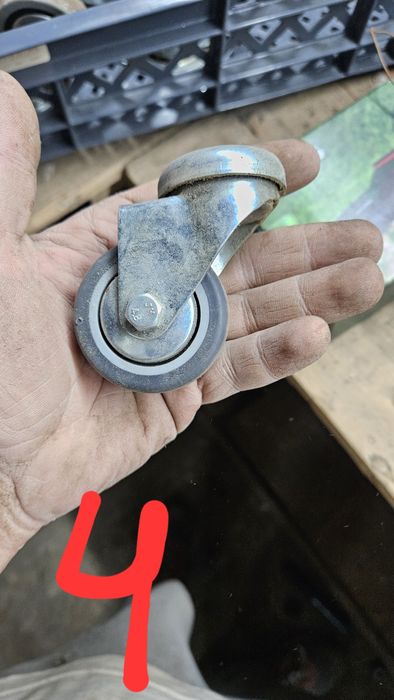 32 rodas de varias medidas  e modelos