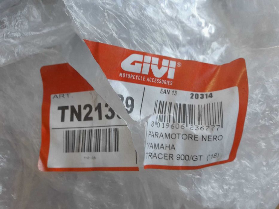CRASH BARS GIVI TN2 1 3 9 YAMAHA TRACER 9 0 0 1 8-2 0