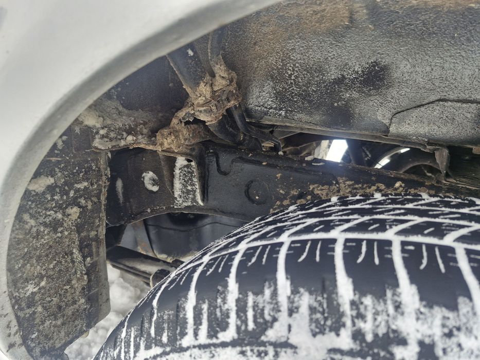 Nissan Navara 2.5 diesel ЗСУ