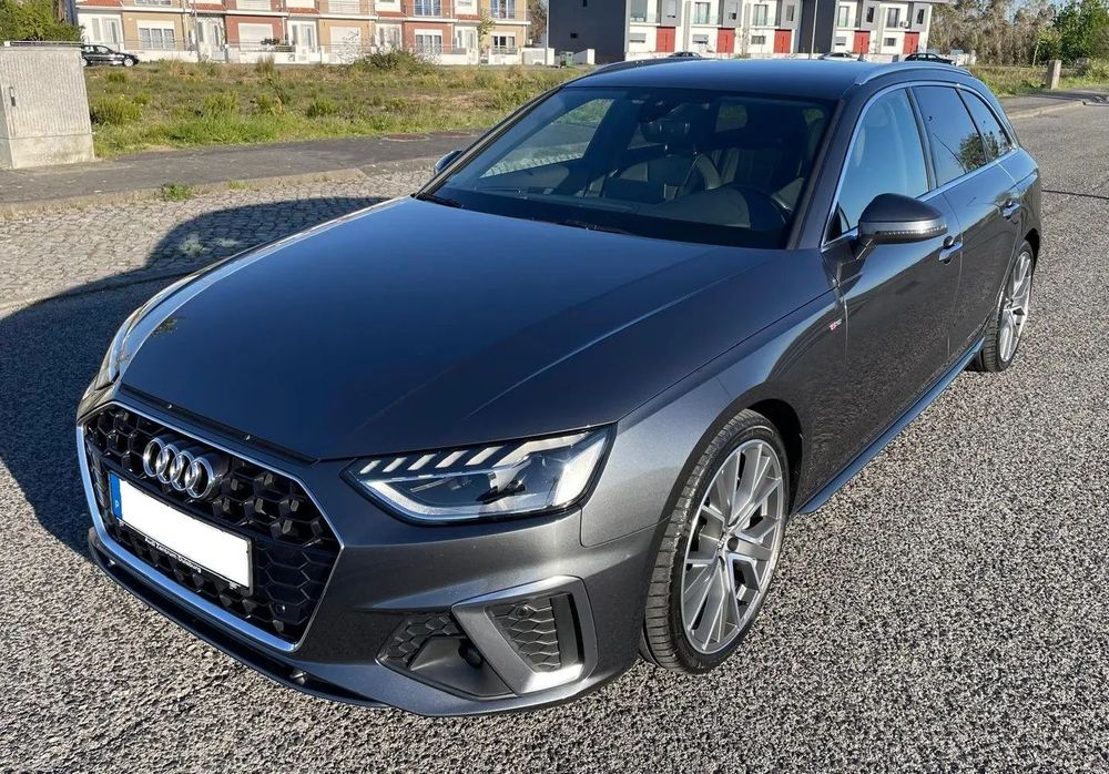 Audi A4 Avant 40 TDI S tronic S line