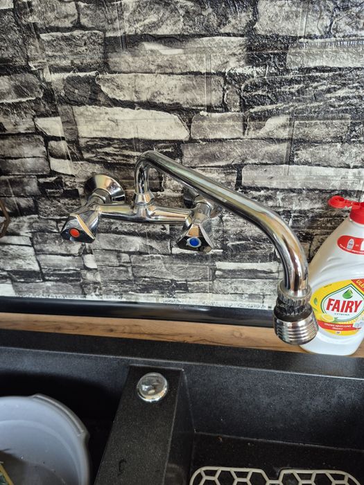 Bateria kuchenna ścienna