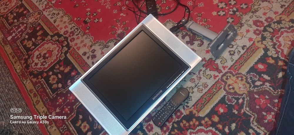 Телевизор 37r BRAVIS