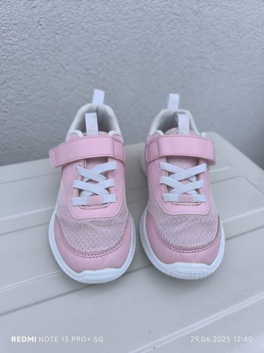 Różowe adidasy Reebok