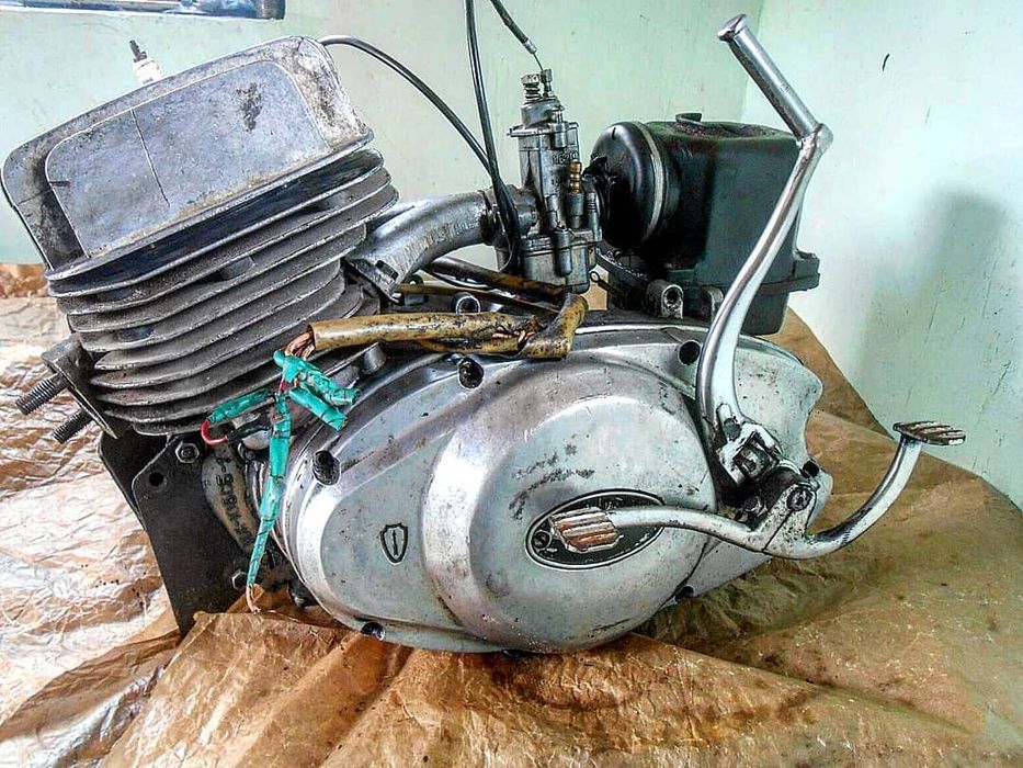 Двигун Иж Юпитер 5 поставив поїхав