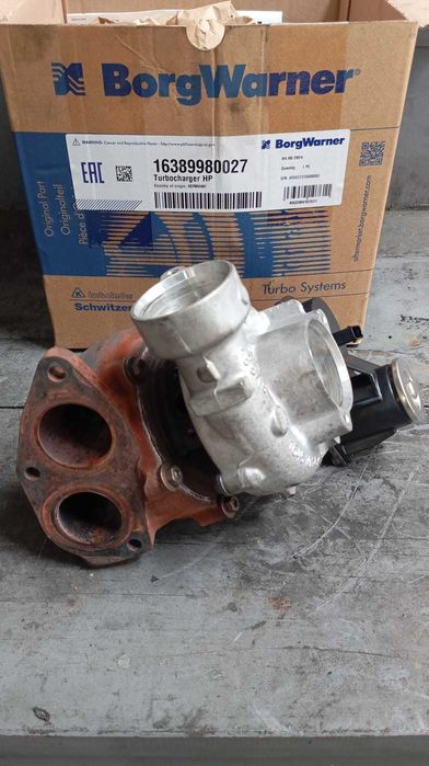 BMW 740d Ld xDrive - turbo BMW B57D30 3.0 bi-turbo (B01V)