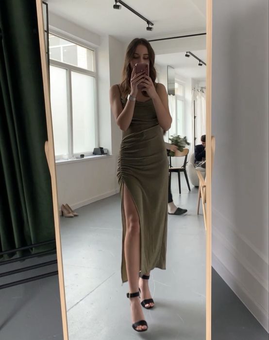 Сукня Pull & Bear 400 грн