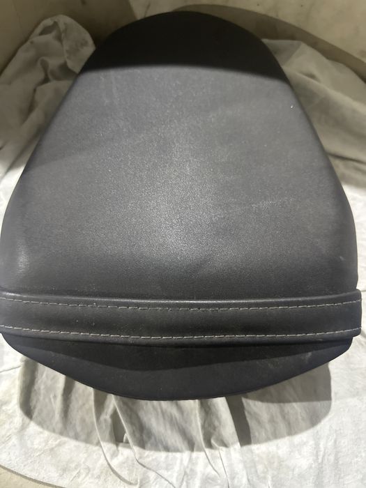 Kanapa pasażera siedzisko Honda Cb125R JC79