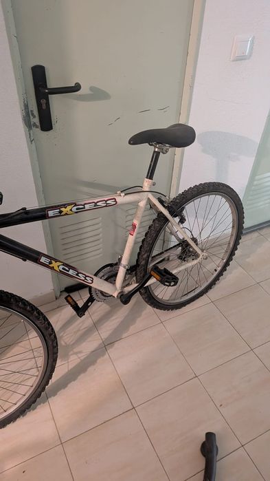 Bicicleta Alumínio + Outra Bicicleta OFERTA
