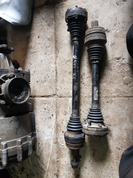 Półośki tył 4-motiom syncro  sharan/alhambra 2.8 vr6