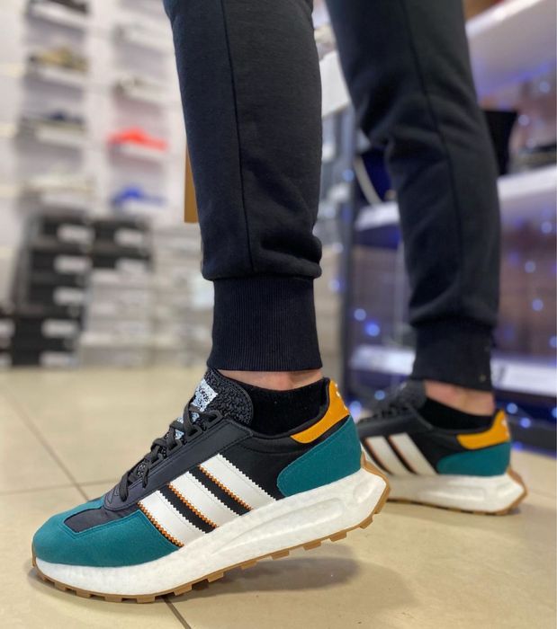 Оригінальні кросівки Adidas Retropy E5 GW0556