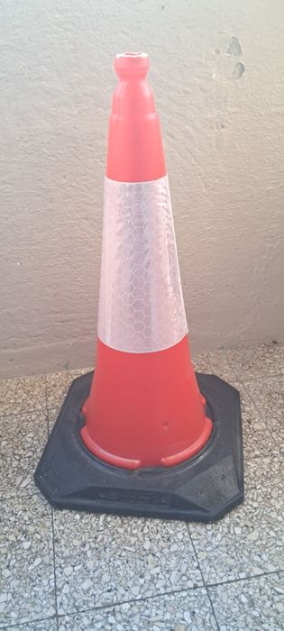 Cone de Sinalização JSP com Bandas Refletoras