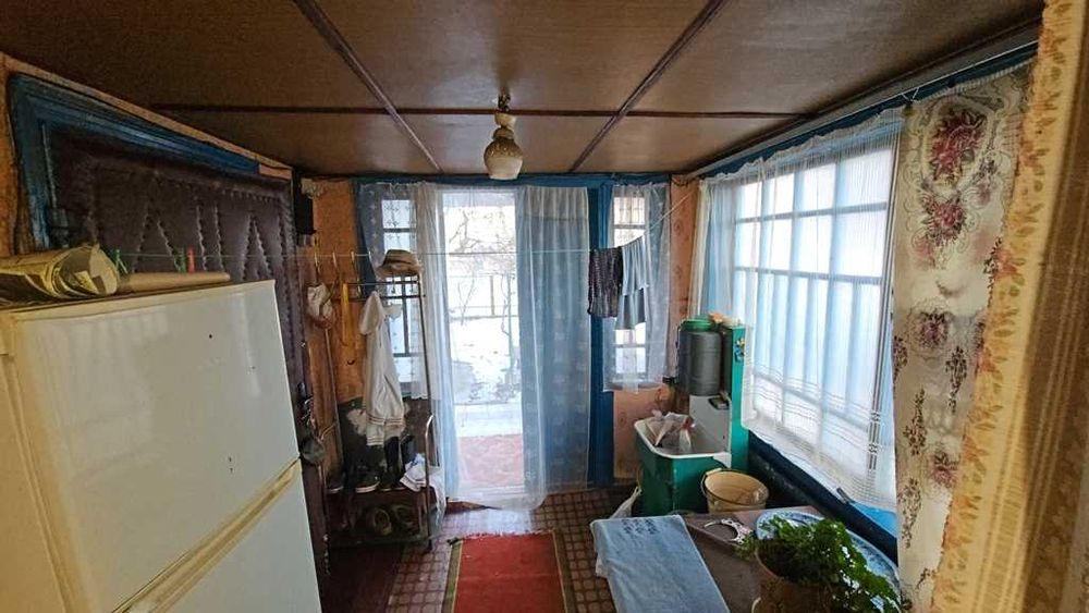 Два будинки на одному подвір’ї, 30 соток двору з городом Є відеоогляд