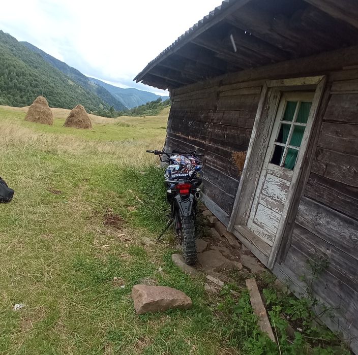 Продам шінерай 250 6с срочно,  ідеальний стан.