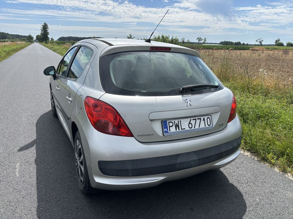 Peugeot 207 2008r